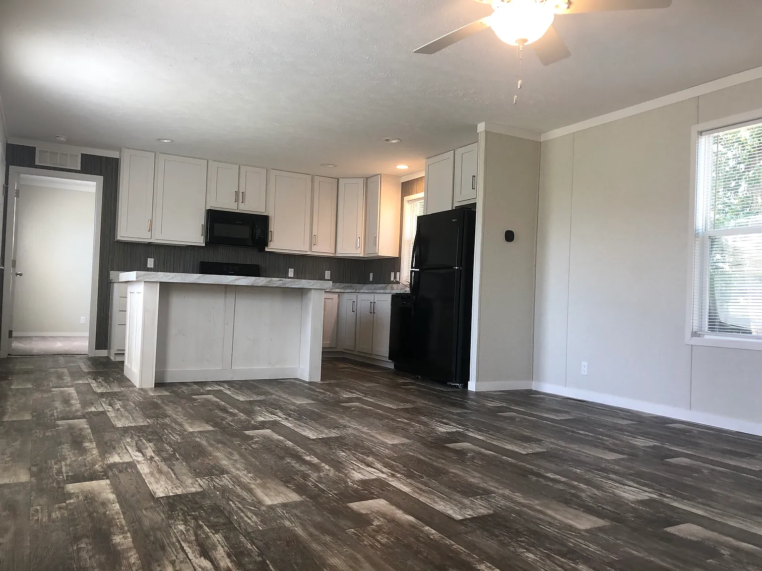 1236 Elaine Dr #146 photo 1