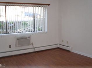 10 Kay Ln APT B, Waterbury, CT 06708