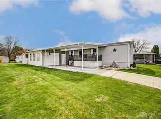 67 Cherry Ln, Springfield, OH 45504