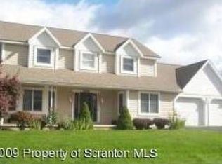 404 Brian Dr #L-4, Clarks Summit, PA 18411