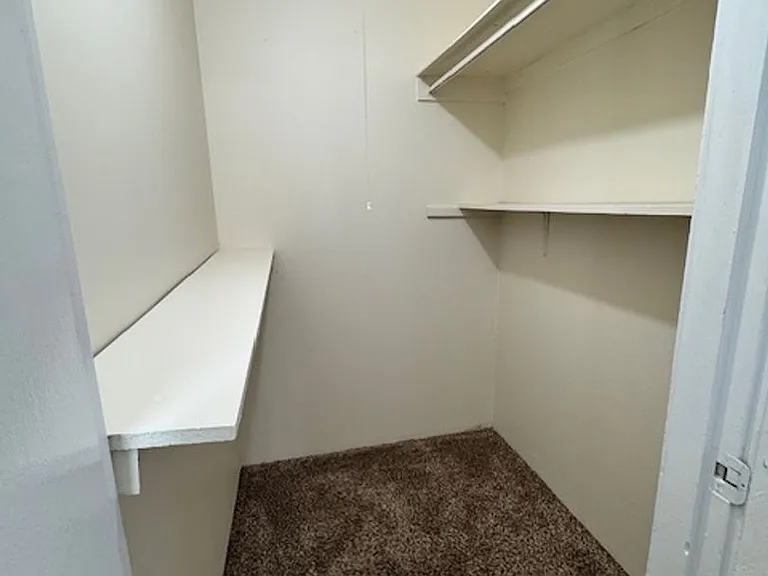 Boulder Manor — Photo 20