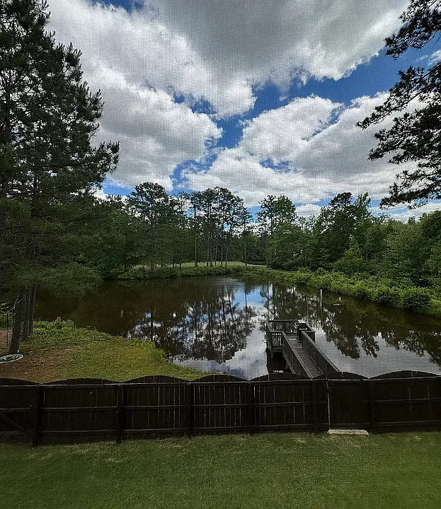 734 Cotswold Way