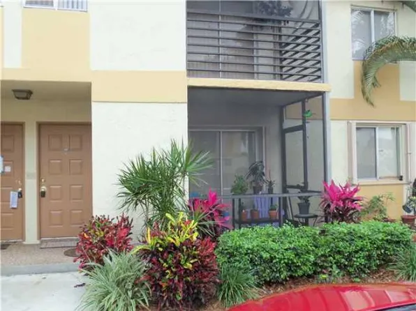 505 Gardens Dr APT 202, Pompano Beach, FL 33069