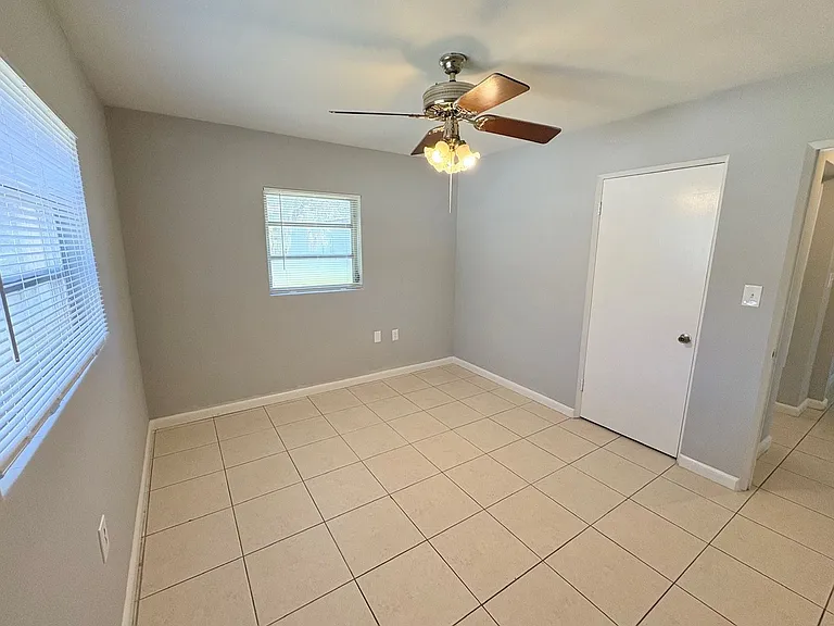 1203 N Lavon Ave — Photo 8