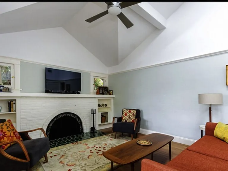 652 Woodlawn Ave — Photo 3