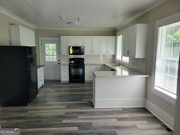 5th image of 59 Harber St