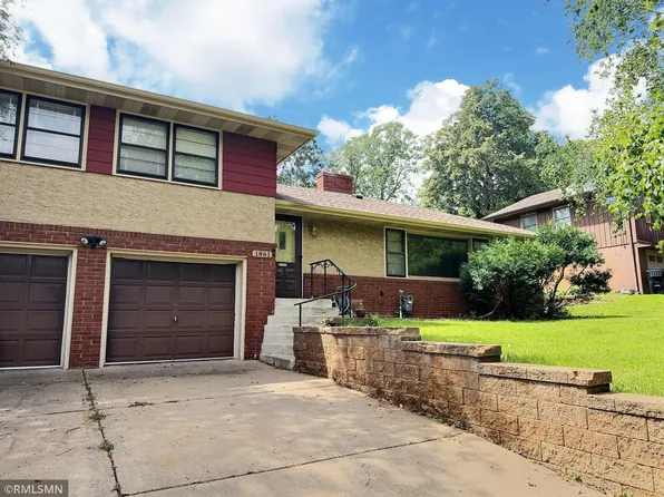1861 Beaumont St N, Maplewood, MN 55117