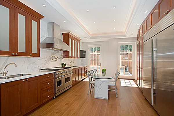 Sold by Leslie J. Garfield | media 22