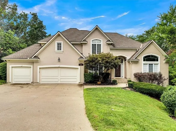 1705 NW Fawn Pl, Blue Springs, MO 64015