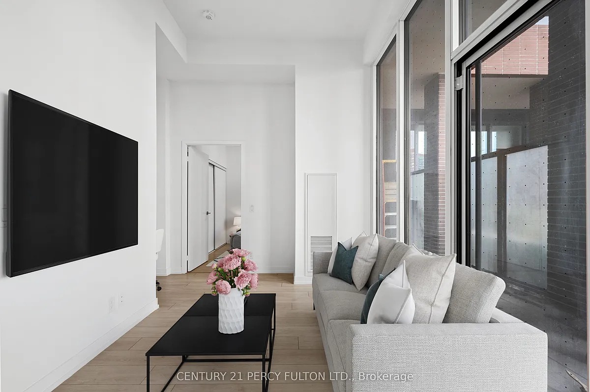 Building Photo - 270 Dufferin St #201