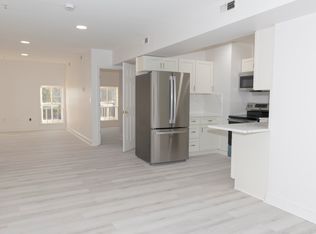 3015 M St NW #4, Washington, DC 20007