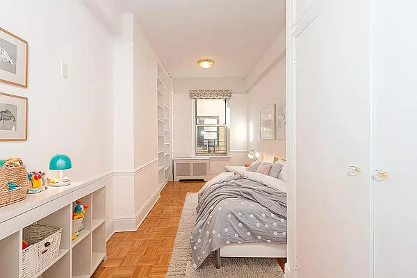 Rented by Rachel Realty | media 36