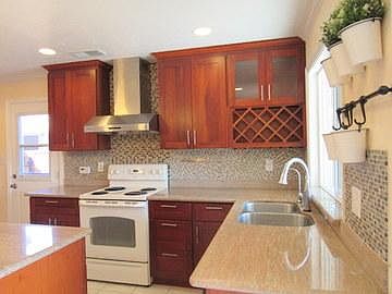 3rd image of 454 Pala Ave
