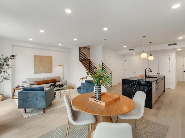 139 Christopher Columbus Dr #209, Jersey City, NJ 07302