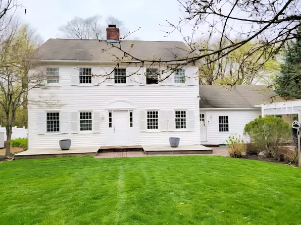 188 Compo Rd S, Westport, CT 06880