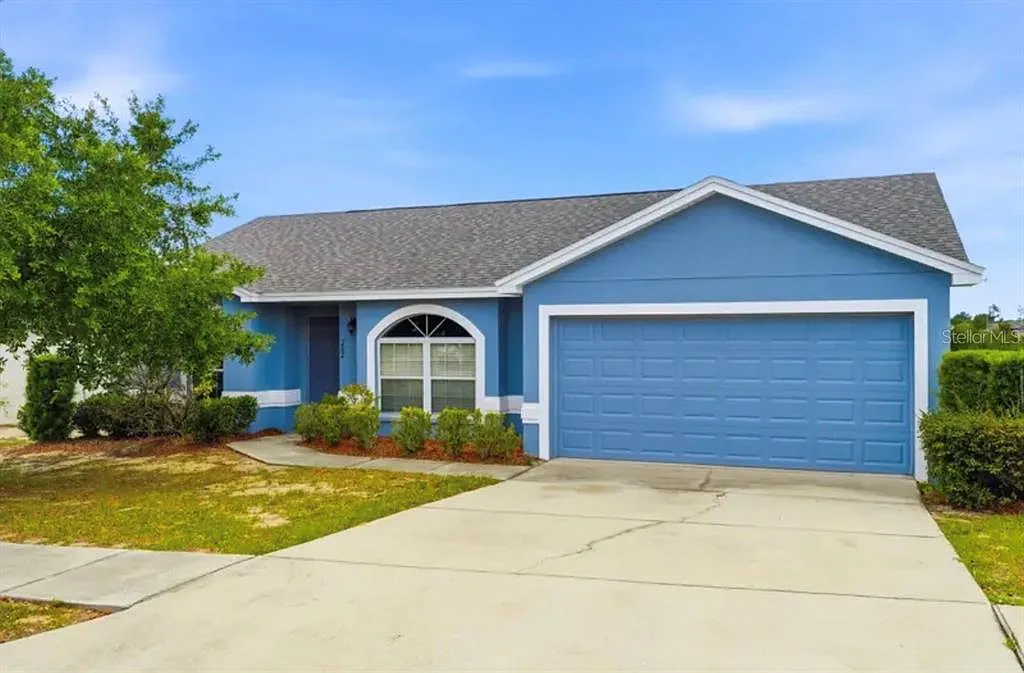 3 bed, 2.0 bath, 1252 sqft, $1,800 — Photo 1