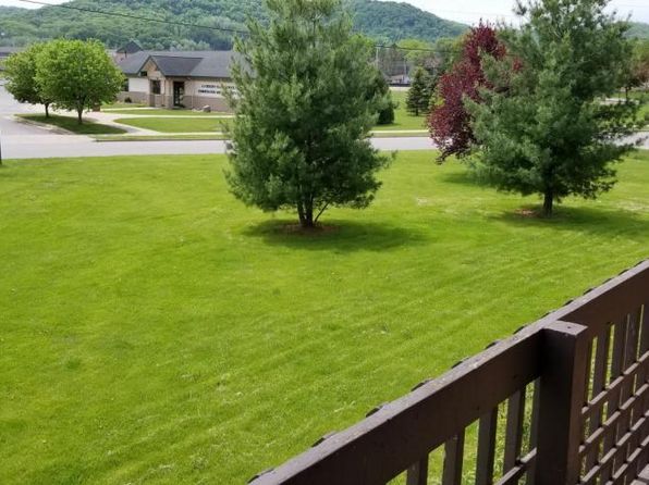619 Welshire Dr APT 201