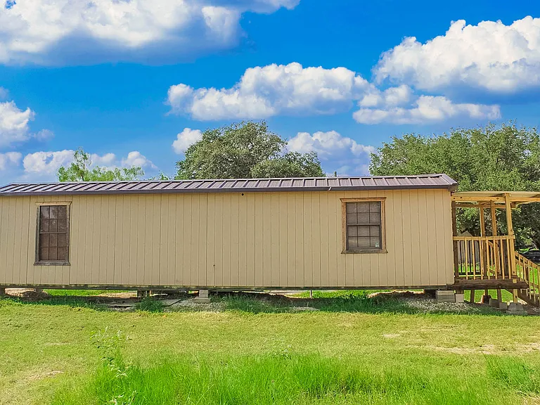 106 Private Road 7741 — Photo 1
