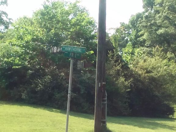 5th image of 5401 Hawthorne Ln