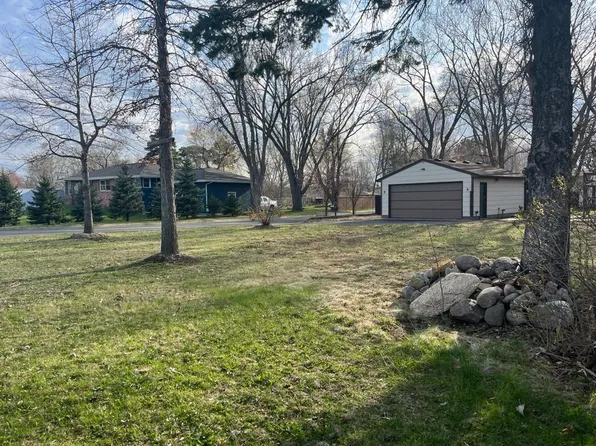 14197 Forest Blvd N, Hugo, MN 55038