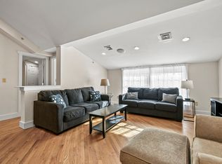 34 Church St APT 2B, Lenox, MA 01240