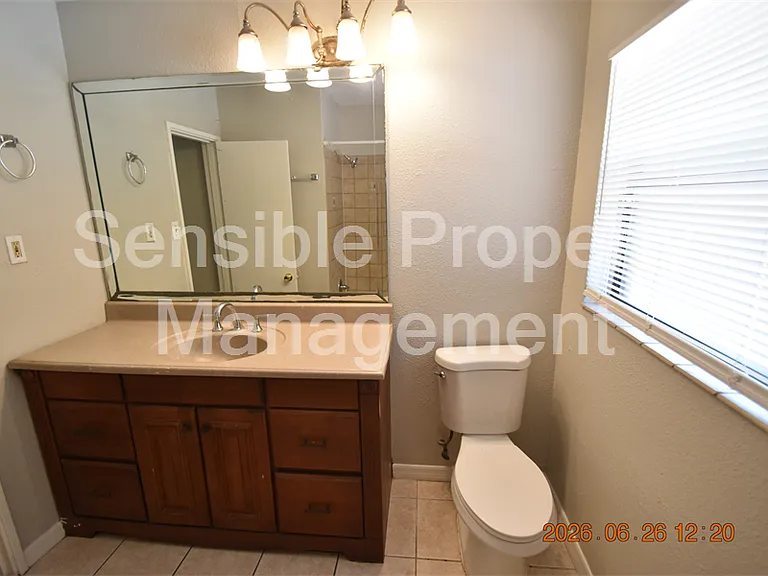 4414 W Wyoming Ave — Photo 23