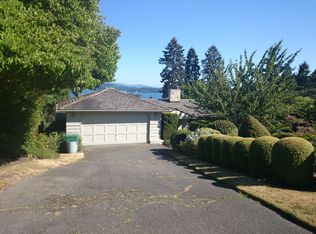 6115 NE Keswick Dr, Seattle, WA 98105