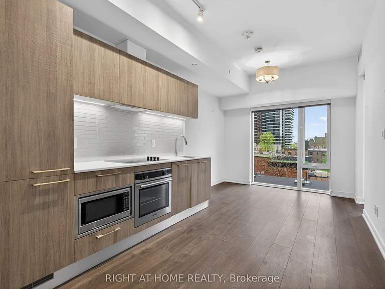 3 Gloucester St #512 — Photo 10