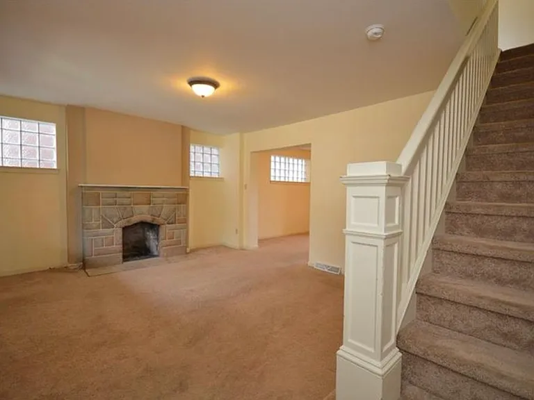 804 Lilac St — Photo 4