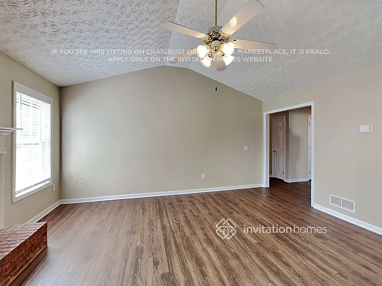 273 Rockingham Dr — Photo 5