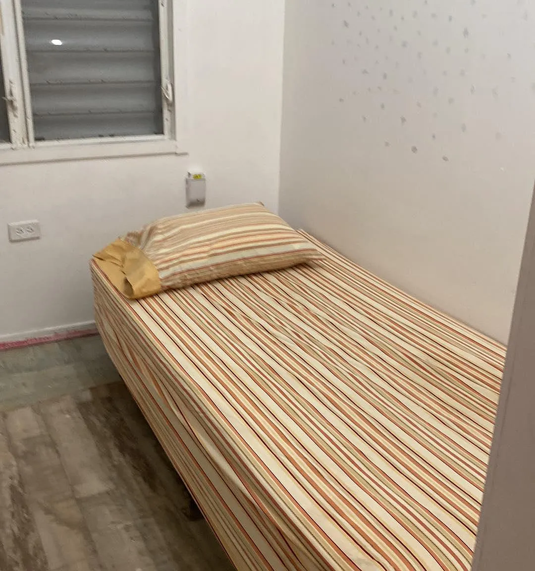 106 Calle B — Photo 2