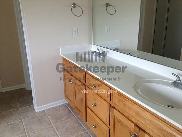 309 Hambrick Park — Photo 15