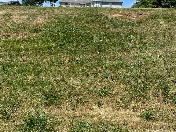 3rd image of 78 River Bluff Dr