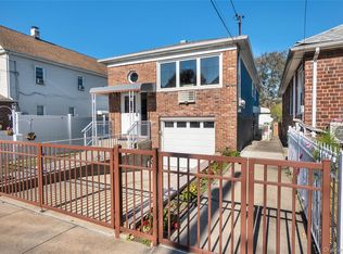 22235 Davenport Ave, Queens Village, NY 11428