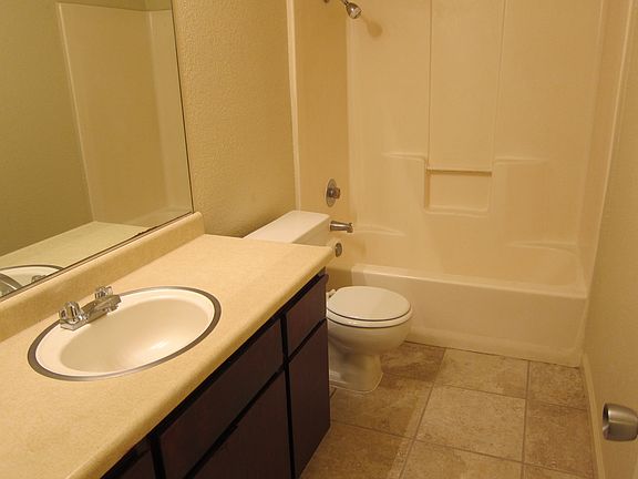 5th image of 5900 Terminal Ave APT D
