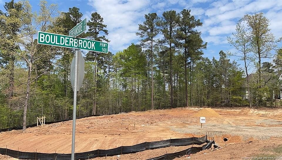 2nd image of 203 Boulderbrook Pkwy