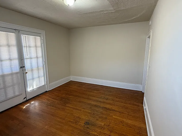 119 Albemarle Ave SW #B1 — Photo 11