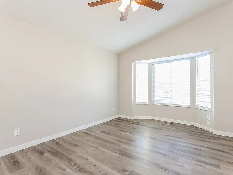 7332 S Jasper Hill Dr — Photo 12