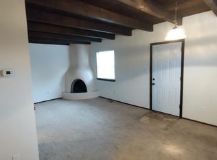 2394 Camino Capitan, Santa Fe, NM 87505