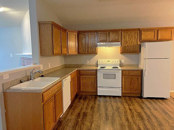 3rd image of 6536 86th St