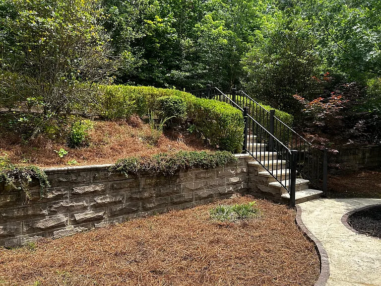 1601 Deer Valley Dr — Photo 23