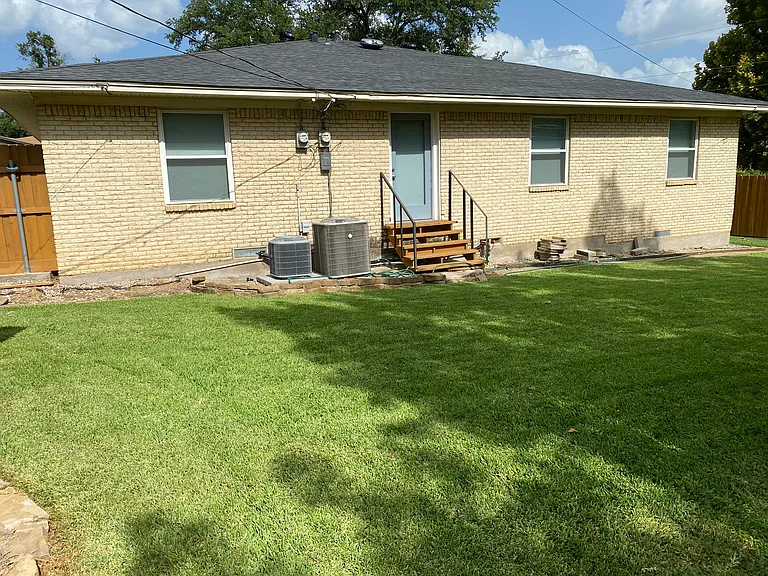 10809 Marchant Cir — Photo 5
