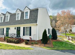 330-4 W Presnell St, Asheboro, NC 27203