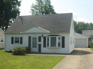 3062 Sterling Rd, Lorain, OH 44052