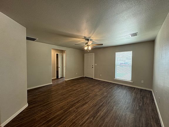 4th image of 3403 Tiffin Ave