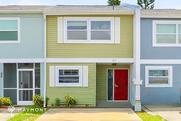 2 bed, 1.5 bath, 1048 sqft, $1,900 — Photo 1