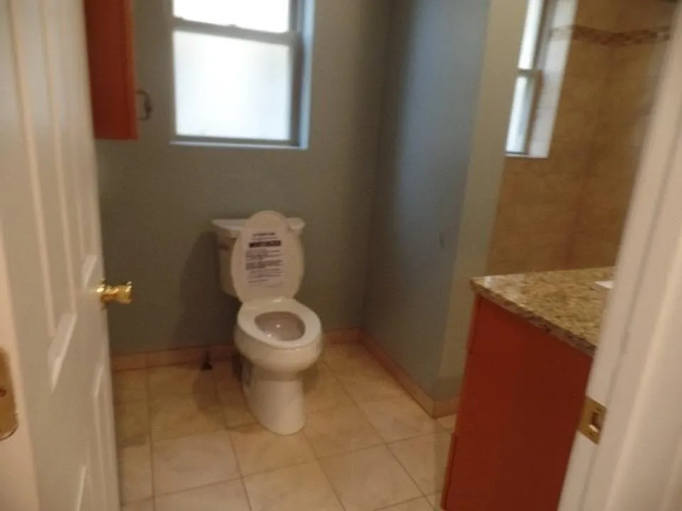 4709 N Lawndale Ave — Photo 2