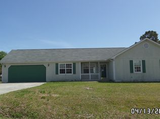 315 Foxridge Ln, Hubert, NC 28539