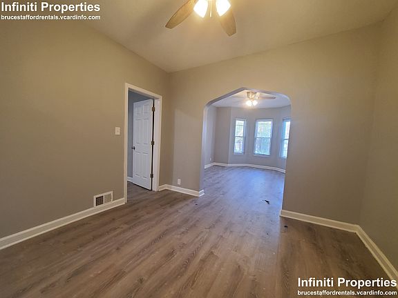 4th image of 707 E 92nd Pl #2