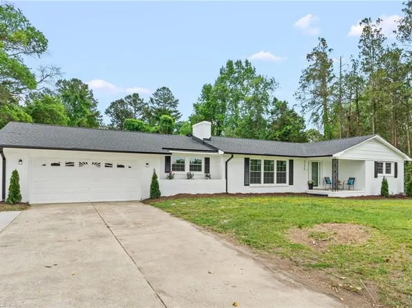 1239 Tarrant Rd, Greensboro, NC 27409